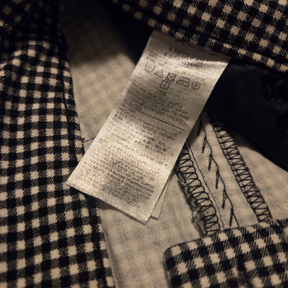Old Navy Black and White Checkered Pants - Picture 6 of 7